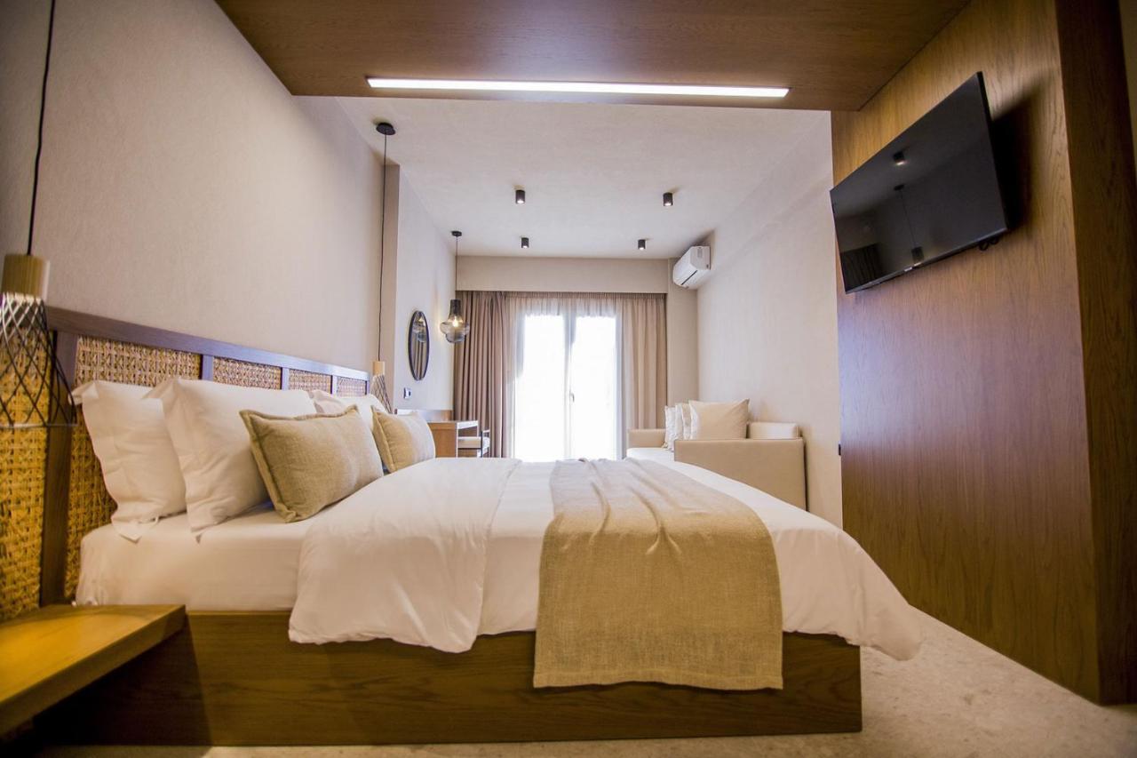 Kasta Beach Hotel Ofrinion Ngoại thất bức ảnh