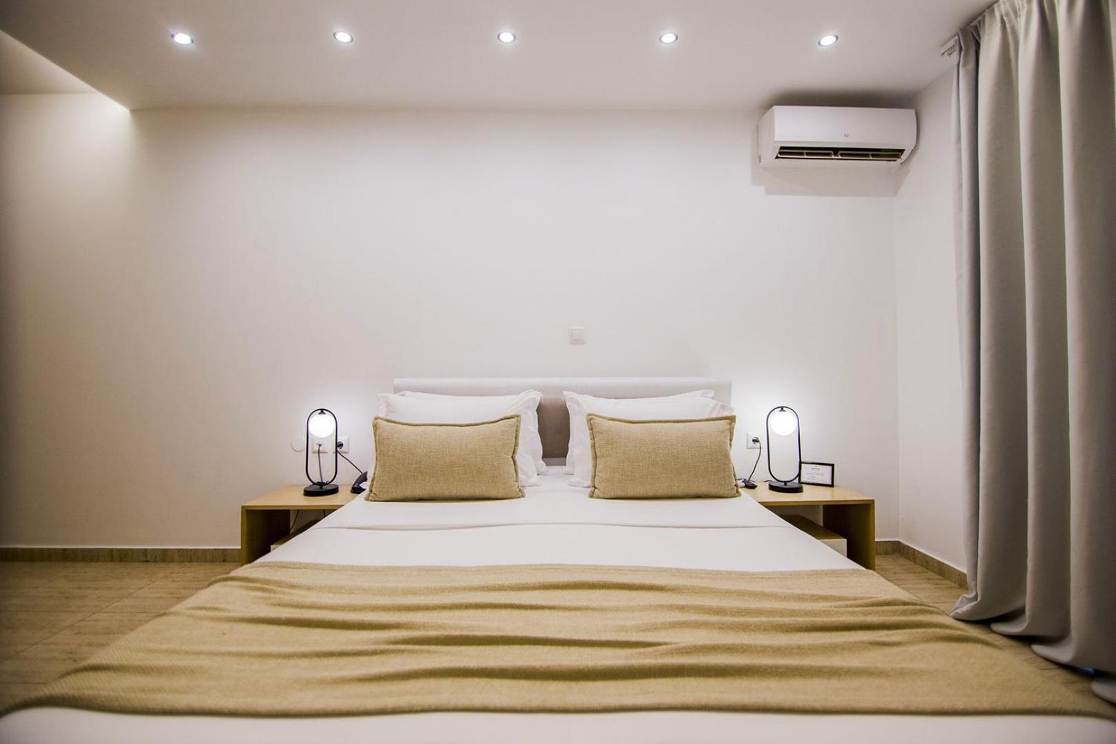 Kasta Beach Hotel Ofrinion Ngoại thất bức ảnh