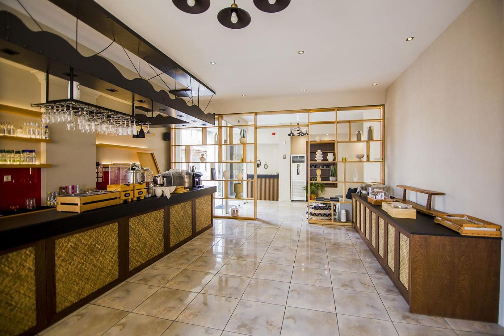 Kasta Beach Hotel Ofrinion Ngoại thất bức ảnh